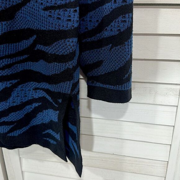 Chico's Cardigan Size 1 (8) Double Knit Zebra Print - Picture 10 of 15